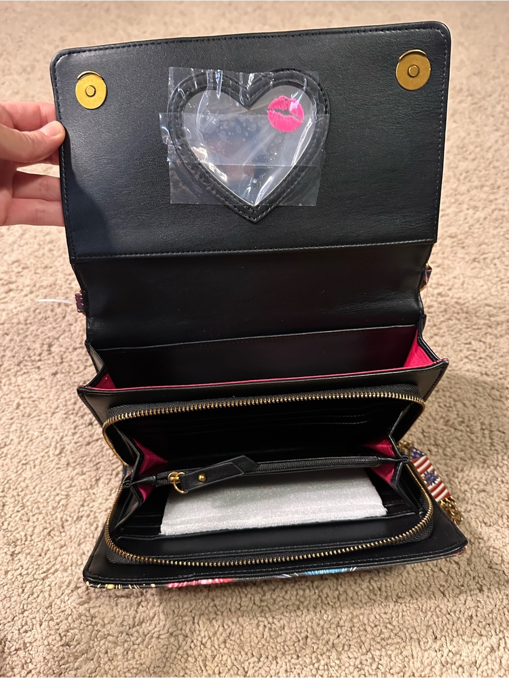 Betsey Johnson Black Multicolor Firework-Print Wristlet Crossbody - Picture 4 of 4